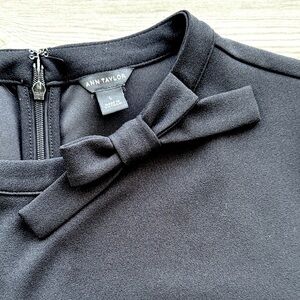 Ann Taylor Bow SS Classic Black Short Sleeve Top with Collar Bow Detail Large